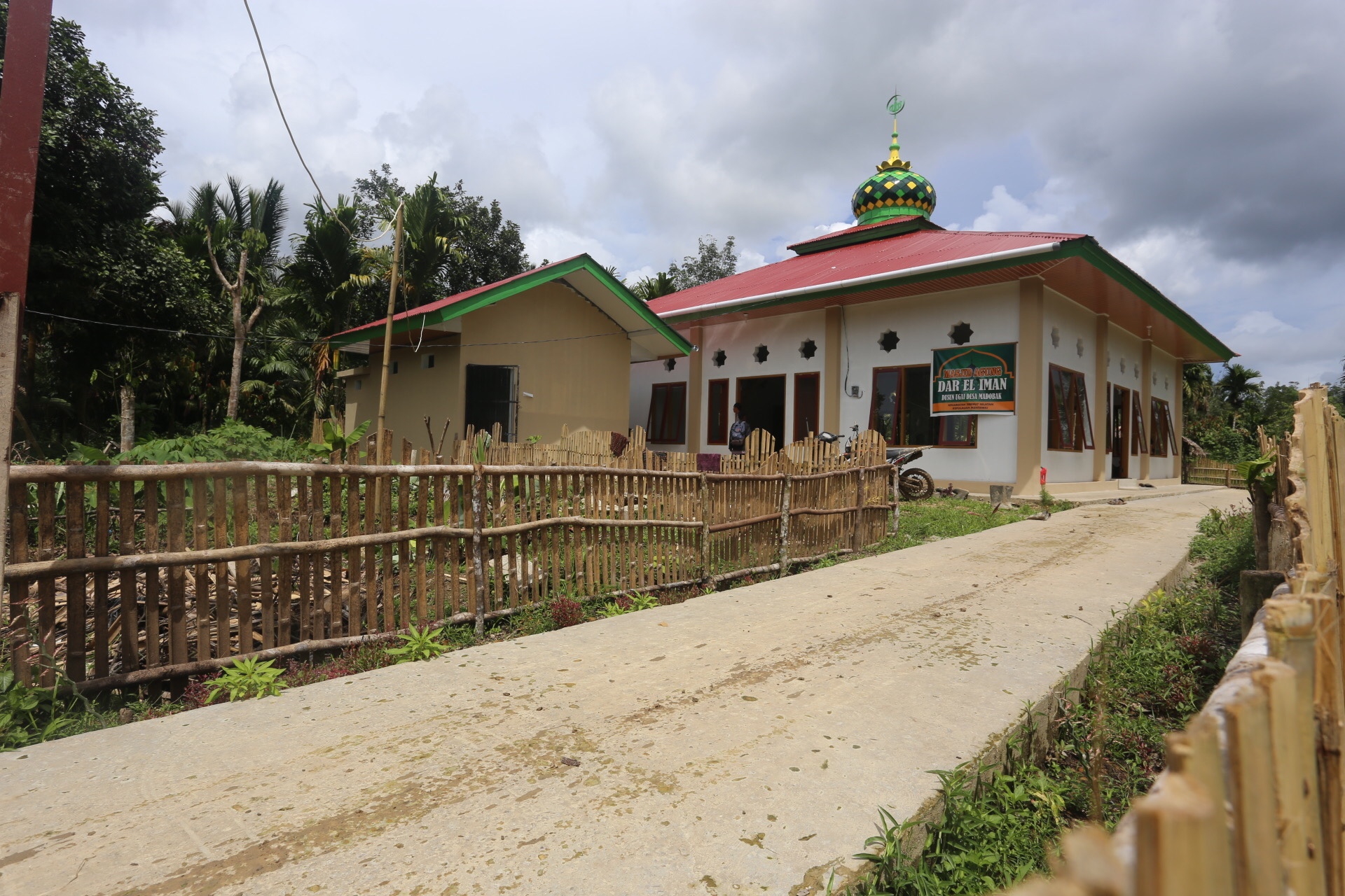 Masjid Agung Dar el-Iman