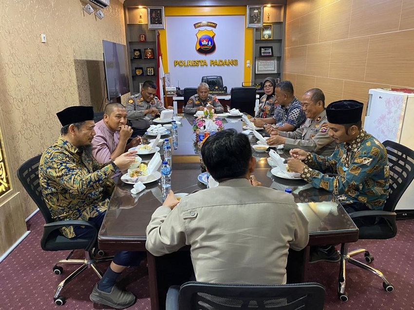 Yayasan Dar el-Iman Kapolresta Padang