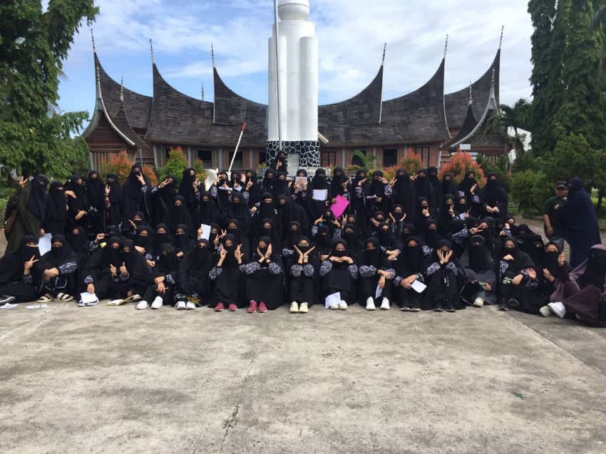 Outing Class SMA DIBS