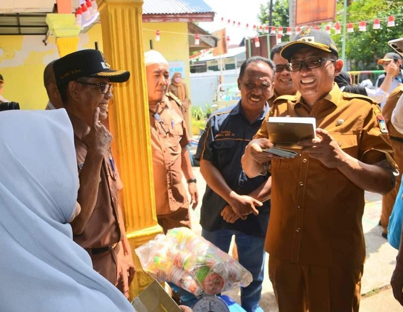 Manfaatkan Bank Sampah