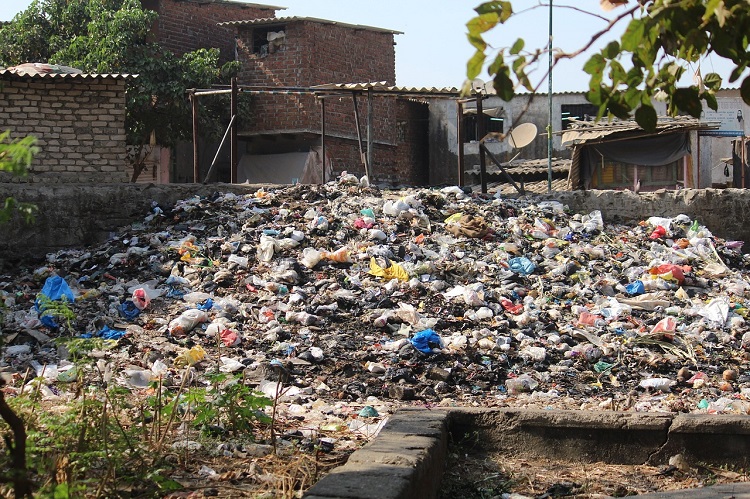 mengatasi sampah