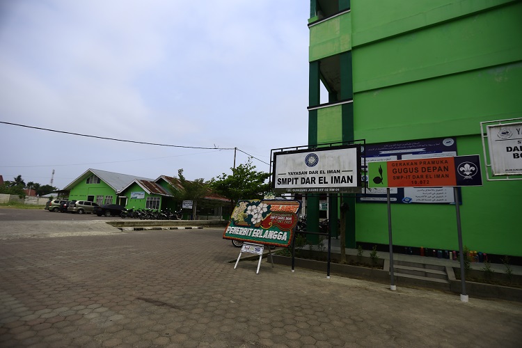 Kebersihan Lingkungan Sekolah