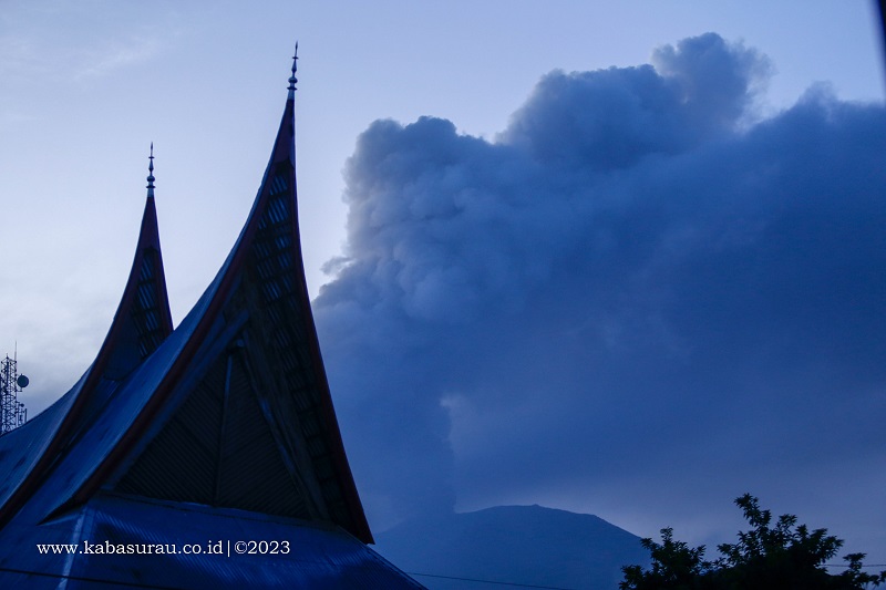 Marapi Erupsi