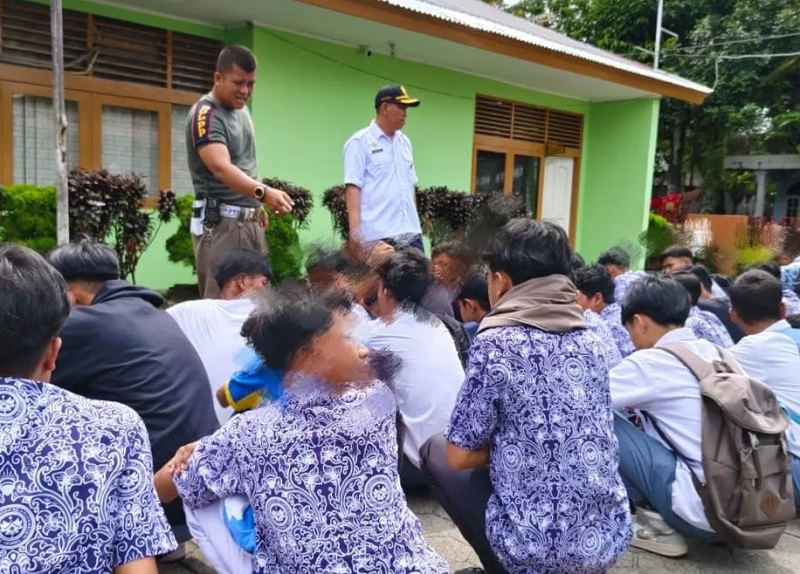 Satpol PP Padang