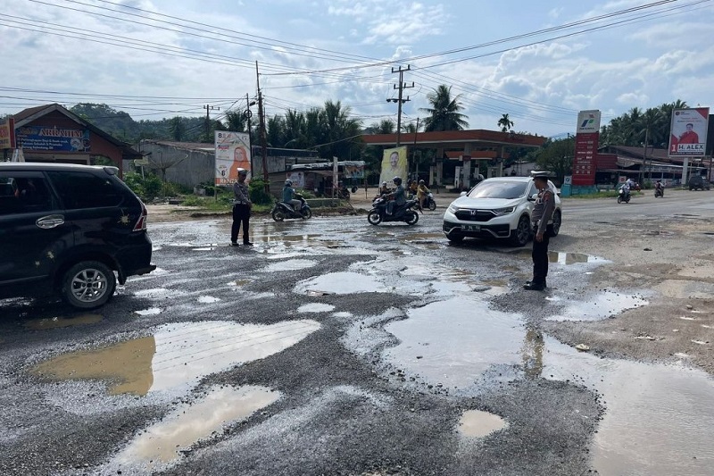 Jalan Sijunjung
