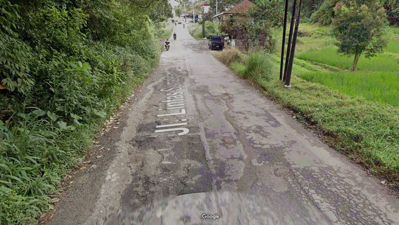 Jalan Tanah Datar