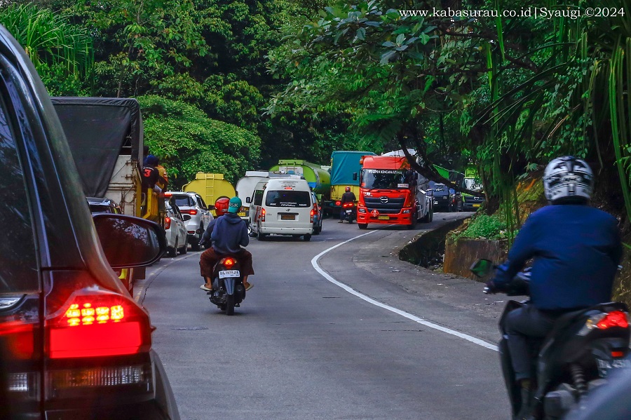 Sitinjau Lauik Macet