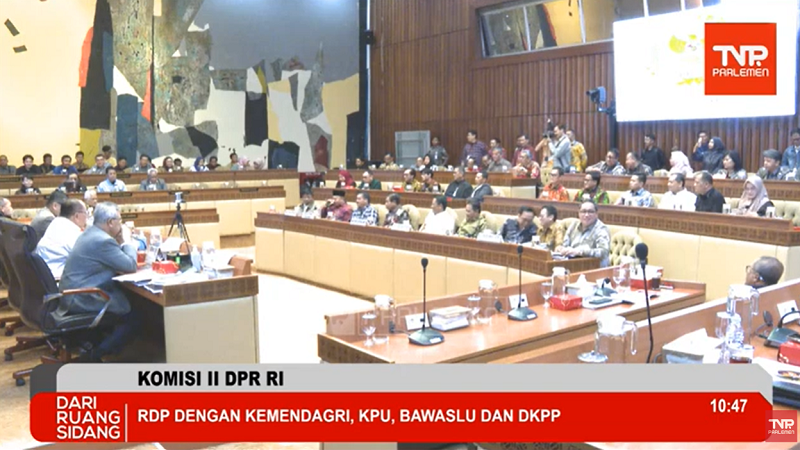 DPR RI Pilkada