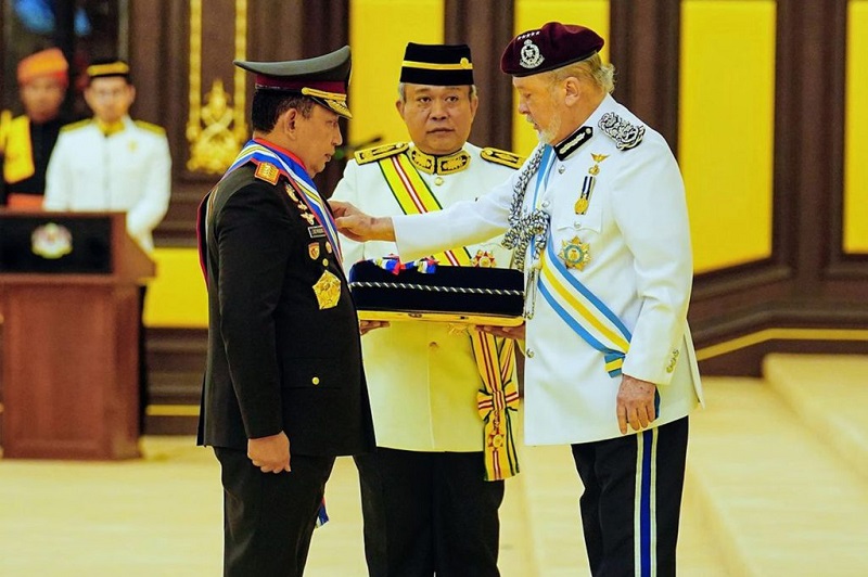Kapolri Jenderal Listyo Sigit Prabowo menerima penghargaan Panglima Gagah Pasukan Polis (PGPP) dari Kerajaan Malaysia, pada Rabu (30/10/2024)