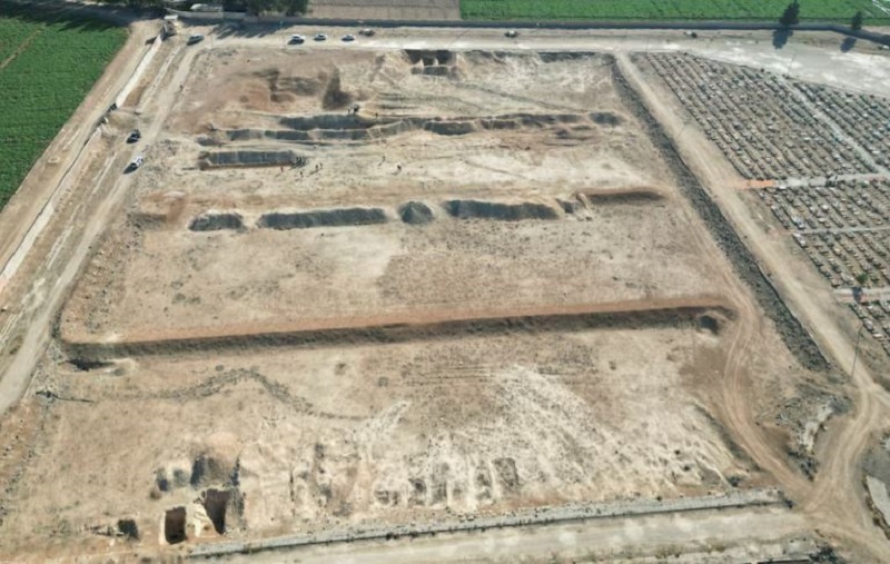 kuburan massal