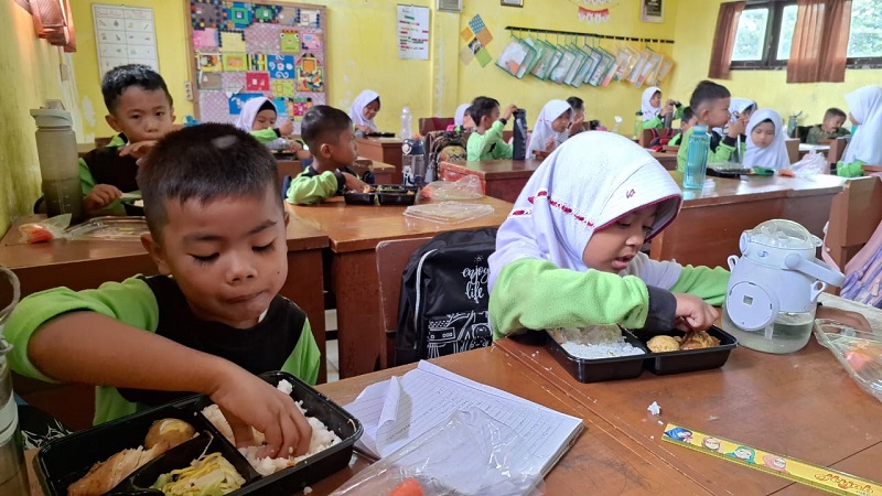 Pariaman Makan Bergizi Gratis